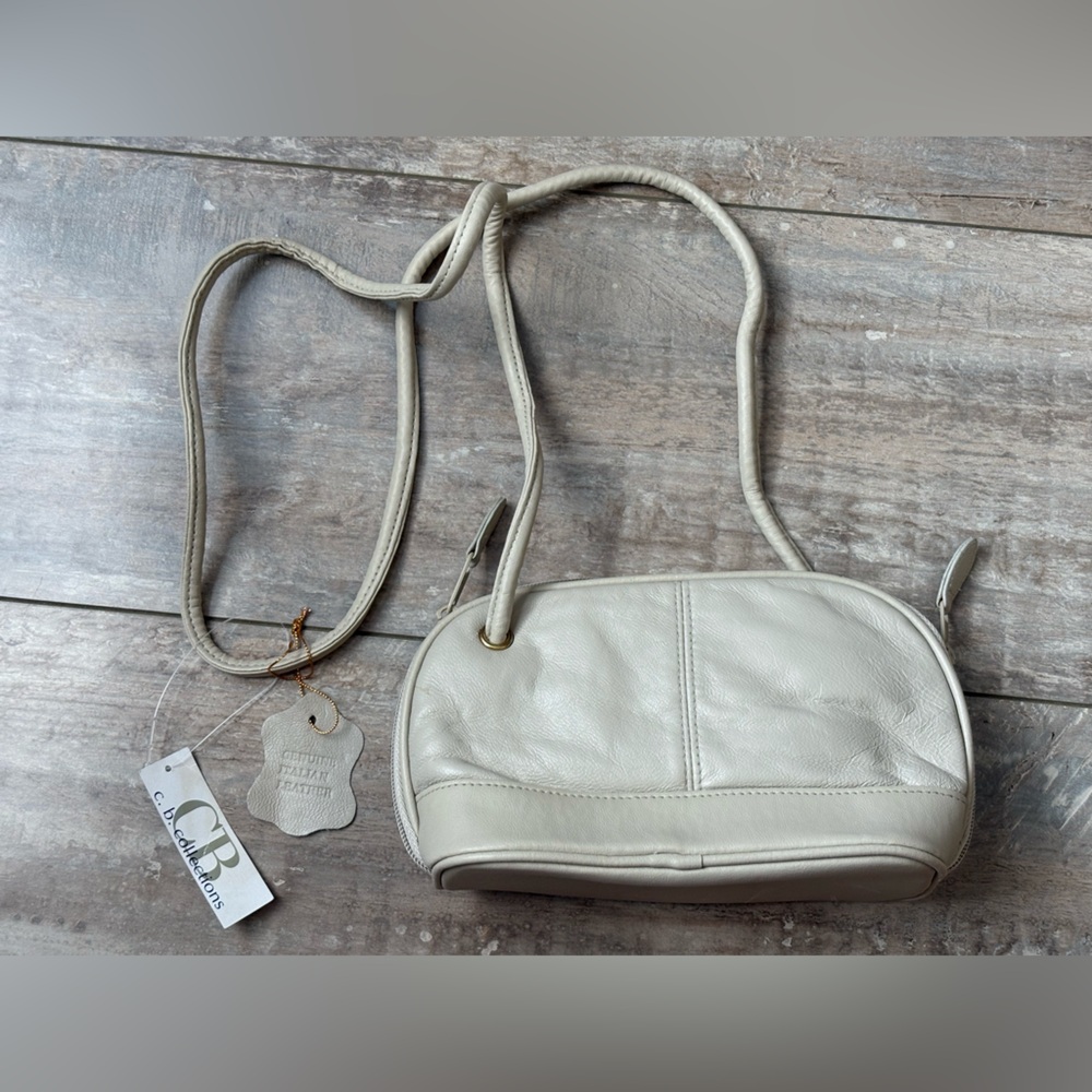 Elegant Cream Crossbody Bag by